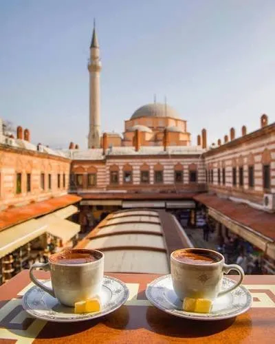 İZMİR'İN KALBİNE EGE'NİN MAVİLİKLERİNE YOLCULUK: İZMİR TURU
