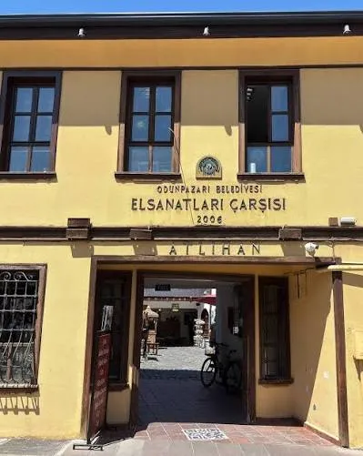 MASAL ŞATOSU'NDAN PORSUK ÇAYI'NIN KIYISINA: ESKİŞEHİR TURU
